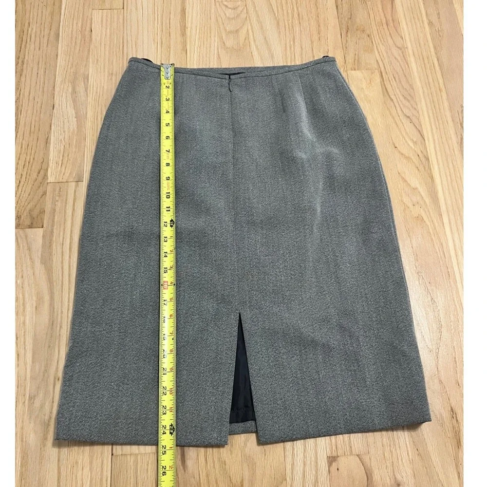 Vintage Grey Textured Pencil Skirt Knee Length Back Vent Size 8 Professional